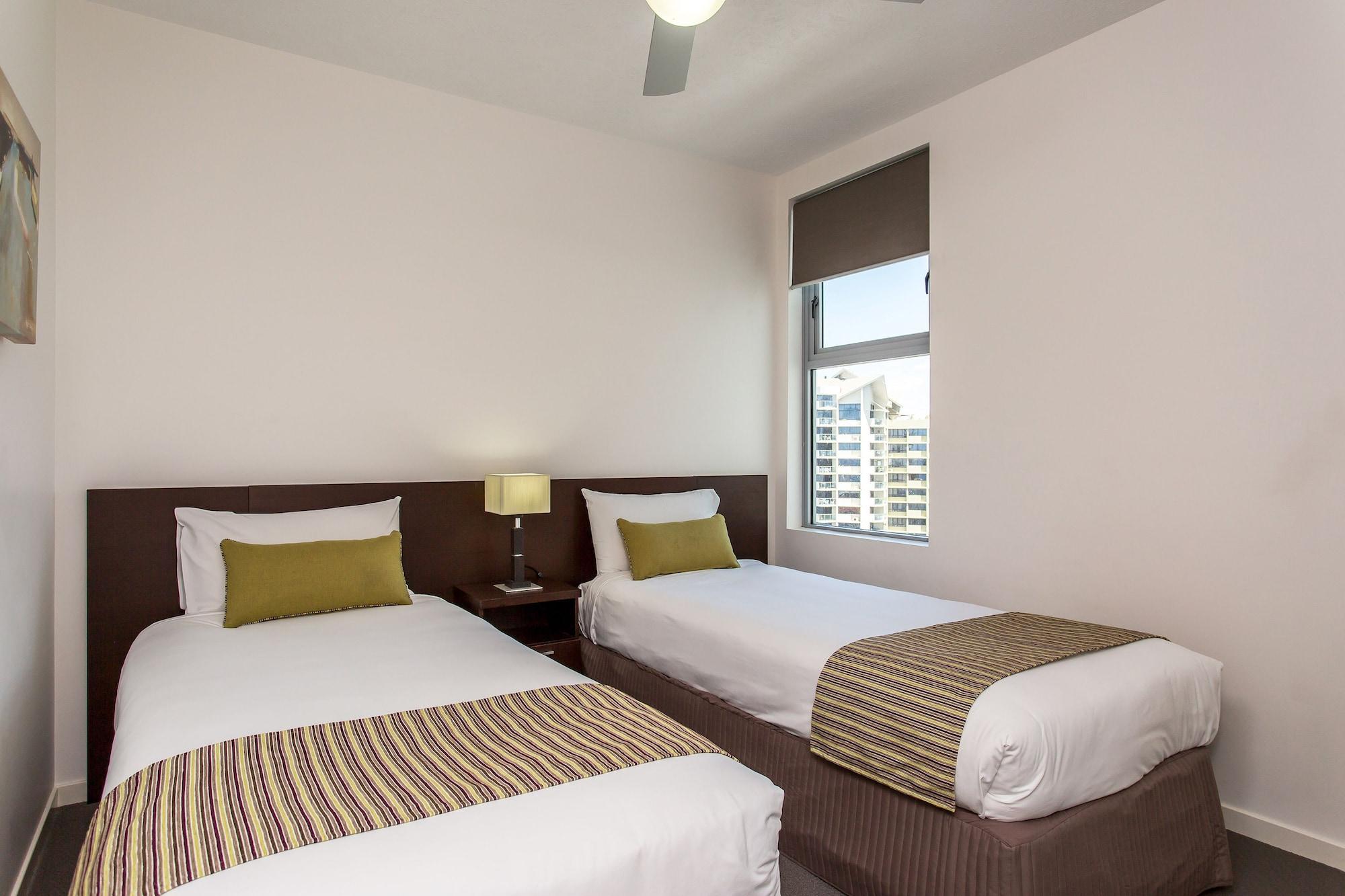 มันตรา วิงส์ เซอร์เฟอร์ พาราไดซ์ Aparthotel โกลด์โคสต์ ภายนอก รูปภาพ