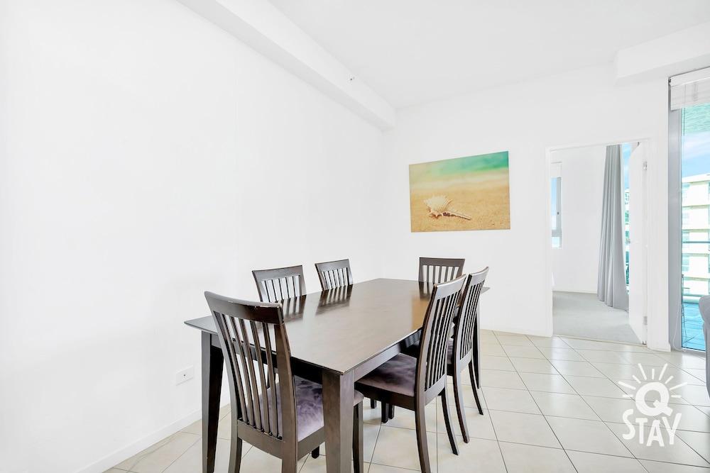 มันตรา วิงส์ เซอร์เฟอร์ พาราไดซ์ Aparthotel โกลด์โคสต์ ภายนอก รูปภาพ
