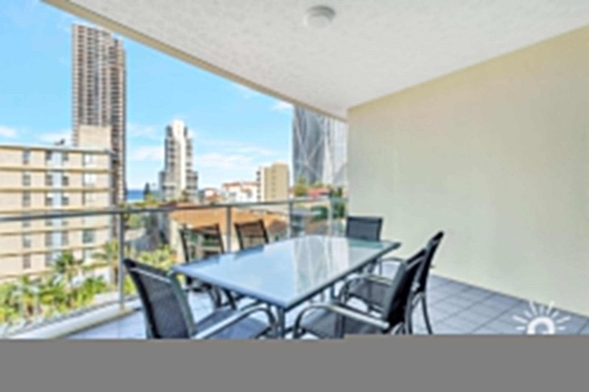 มันตรา วิงส์ เซอร์เฟอร์ พาราไดซ์ Aparthotel โกลด์โคสต์ ภายนอก รูปภาพ